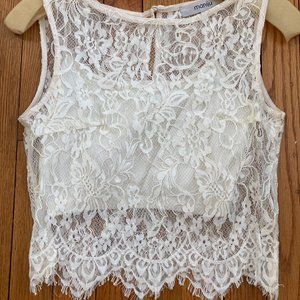 Short Sleeve Lace Crop Top